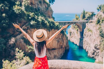 Day Trip from Naples: Amalfi Coast Tour with Ravello