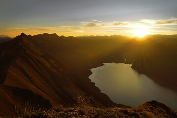 Sunrise Hike to Augstmatthorn with Breakfast on the Peak
