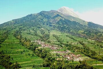 Yogyakarta: Climb Borobudur-Prambanan-Merapi Volcano Terrace View