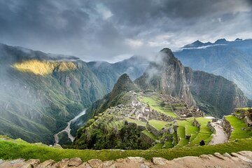 Full Day Private Tour to Machu Picchu from Cusco (Choose train options)
