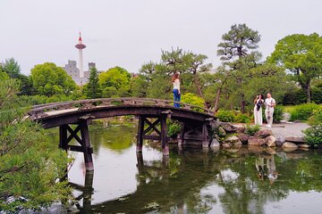 Kyoto Higashi Hongan-ji Temple and Shōsei-en Garden Walk Tour