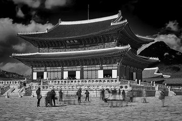 Gyeongbokgung Palace and Cultural Highlights