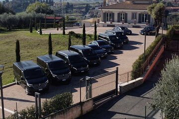 Luxury private Transfer from Milan center to Malpensa Airport