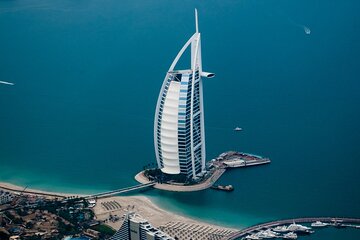 2 Day Abu Dhabi and Dubai Group Tour
