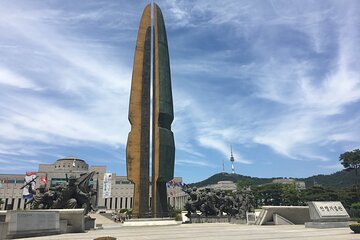 War Memorial, Jogyesa Temple & Tapgol Park Tour in Seoul