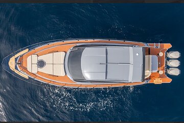 Miami Rent a Private Yacht 4 Hours with Captain and Crew