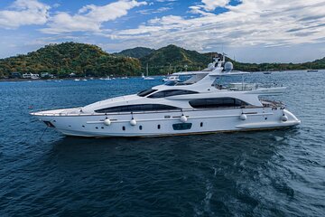 Azimut 105ft Megayacht Camy ED Luxury Charter in Costa Rica