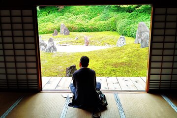 Kyoto: Tofuku-ji Temple and Komyo-in Guided Walking Tour