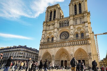 Notre-Dame Cathedral Interior and Exterior Guided Tour 
