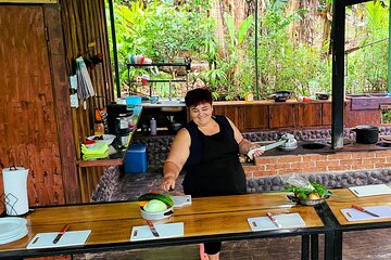 Costa Rican Cooking Class & Frog Watching Night Tour La Fortuna