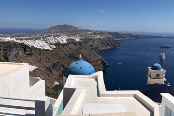 Santorini Hiking Tour : Imerovigli to Fira Caldera Walk