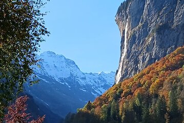 2 Waterfall in Lauterbrunnen from Interlaken Early Express Tour