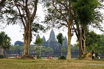 Angkor Wat Sunrise Small Circuit Tour with Transportation Only