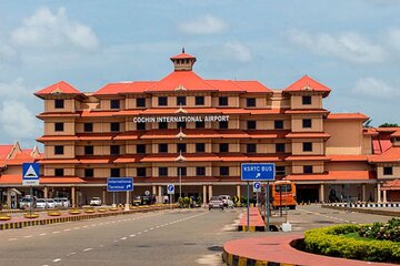 Private Transfer: Cochin Airport (COK) to Kochi Hotels