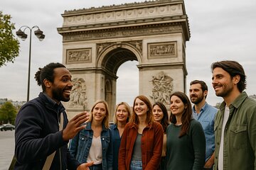 Arc de Triomphe Walking Tour: Paris Views and a Taste of Macarons