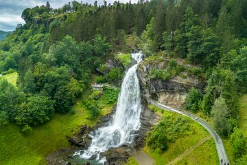 HARDANGERFJORD. Daytrip starting in Bergen.