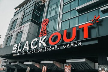 BlackOut Realistic Horror and Escape Games