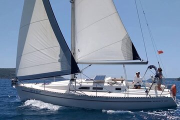  Gourmet Sailing Day Adventure