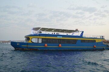 Explore Hurghada: Semi-Submarine Tour & Snorkeling – Hurghada