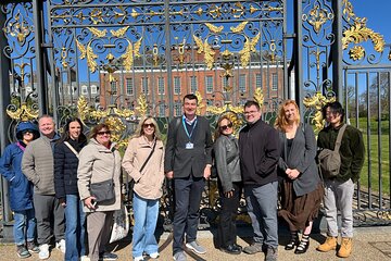 Kensington Palace Private Walking Tour with Guide