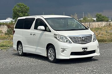 Phnom Penh to Battambang by private Taxi.
