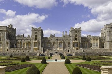 From London: Windsor Castle Full Day Guided Tour By Train