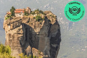  Meteora Full-Day Private Tour of Monasteries Scenic Landscapes