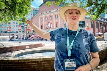 Hidden Toronto Walking Tour and Discover the City Quirky Secrets
