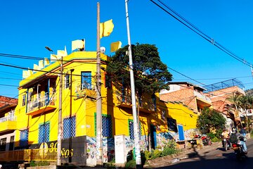 Motorcycle Tour Through the Neighborhoods of Medellin 