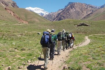 Arenales Hill Trekking in the Andes from Mendoza