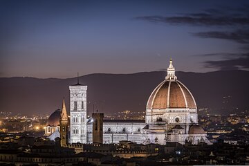 Florence Walking Tour for Women with Gelato and Drinks