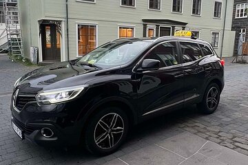 Keflavik Airport Private Transfer to and from Reykjavik 