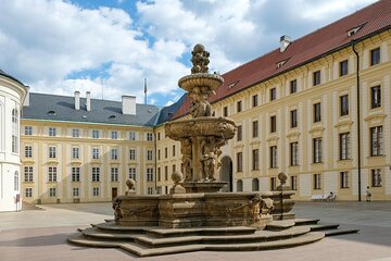 Prague Old Town to Castle Self Guided Walk
