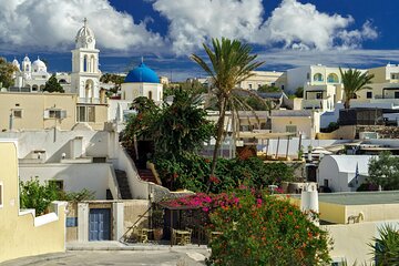 12 Hr Exploration in Santorini with Car and Driver