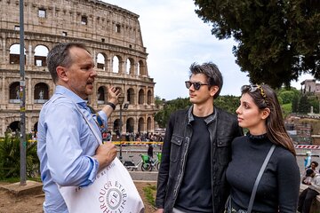 Ultimate Colosseum, Roman Forum & Palatine Hill Small Group Tour