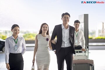 Vietnam Fast Track + Private Transfer 