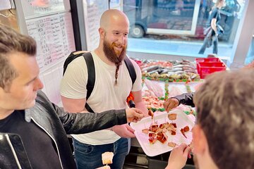 Glasgow Walking Food Tour With Secret Food Tours