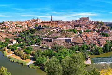 Toledo Day Trip with Wine Tasting and Winery Tour