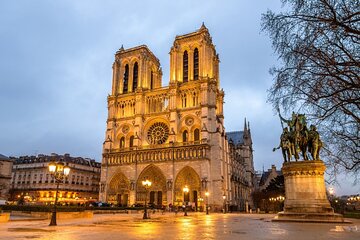 Iconic Paris Walk A Self Guided Tour