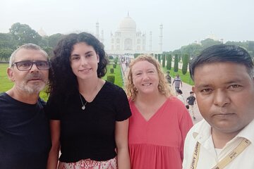 Sunrise Taj Mahal Tour From Delhi by Car