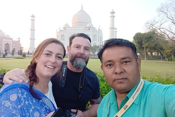 Day Tour Taj Mahal and Agra Tour From Delhi By Car 11 Hrs Only 