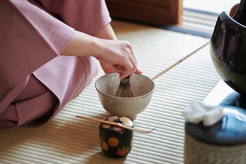 Experience: Japanese Culture + Interpreter/Local Guide in Spanish
