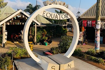 Day Tour to the Uganda Equator in Kayabwe
