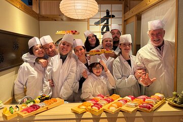 Professional Sushi Chef Experience in Tokyo