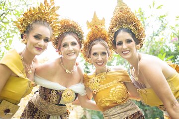 Professional Balinese dress Photoshoot 