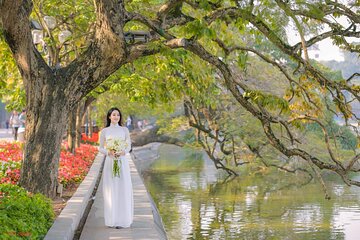 Ao Dai Experience with Iconic Instagram Tour in Hanoi