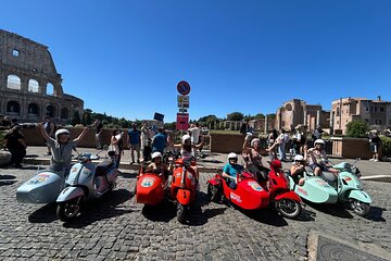 Rome Private Guided Tour in Vespa Sidecar with Aperitivo