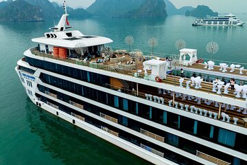 Top Halong Bay Day Cruise from Hanoi with Buffet Lunch & Jacuzzi