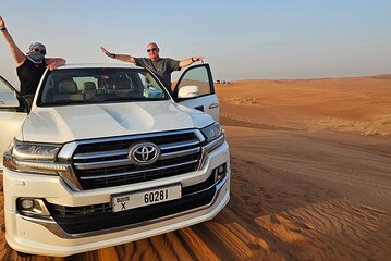  Evening Desert Safari Camel Ride Bbq Dinner live Shows
