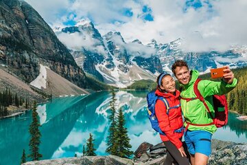 Lake Louise, Moraine Lake 1-Day Trip from Banff/Calgary